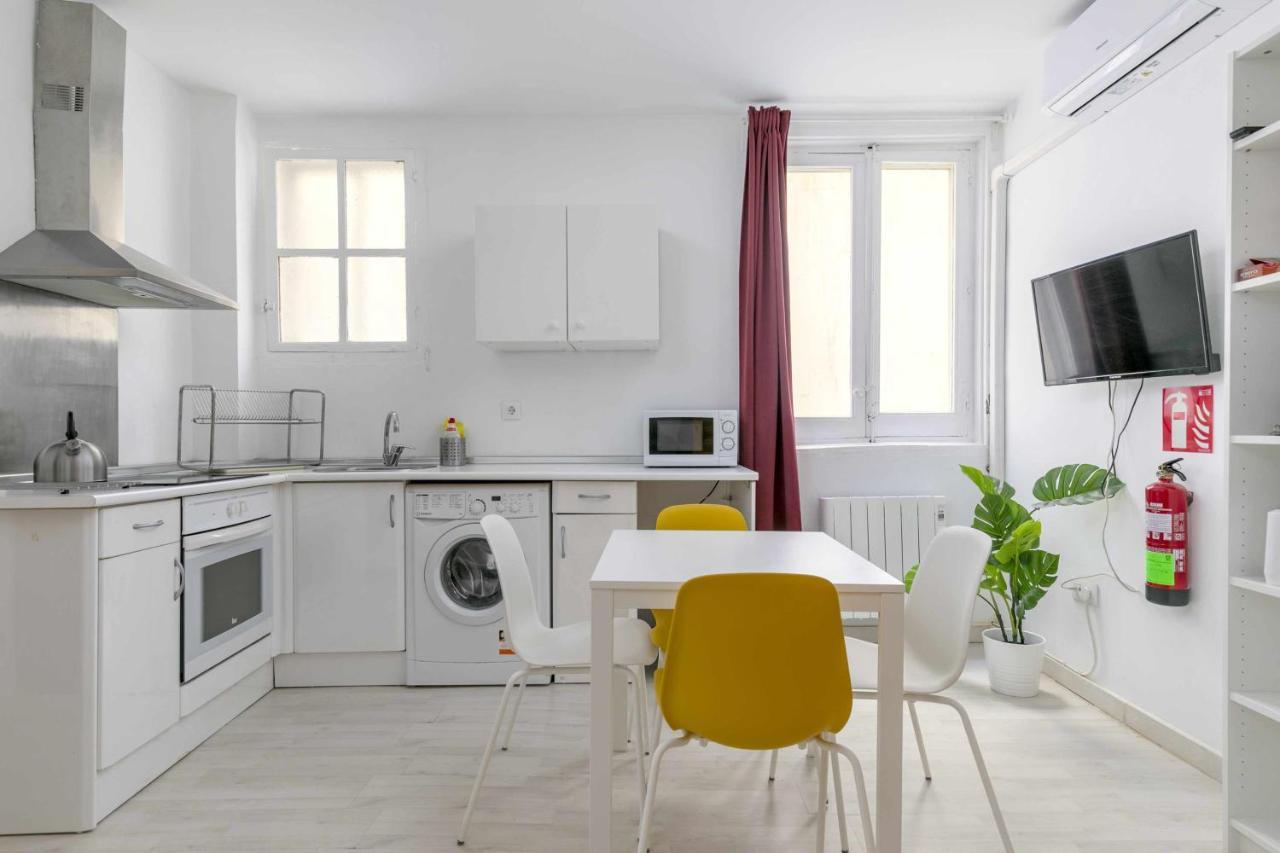 Apartamento Centrico Y Confortable Apartment Madrid Ngoại thất bức ảnh