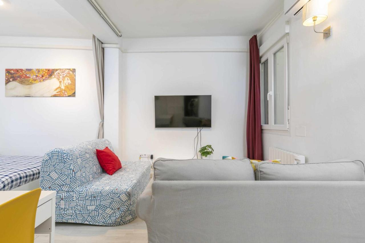 Apartamento Centrico Y Confortable Apartment Madrid Ngoại thất bức ảnh