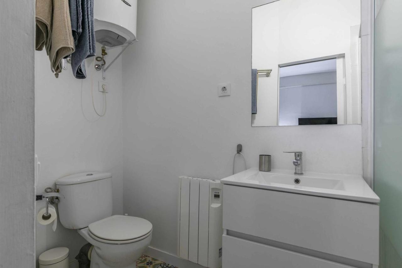Apartamento Centrico Y Confortable Apartment Madrid Ngoại thất bức ảnh